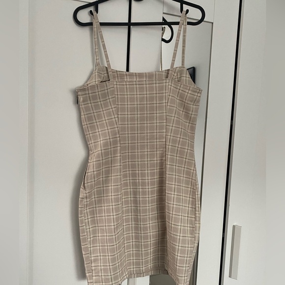 Dress Small size - Picture 2 of 5